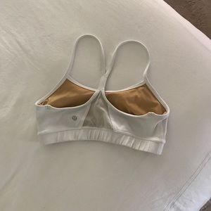 Lulu Lemon White Sports Bra (Flow Y Bra IV)